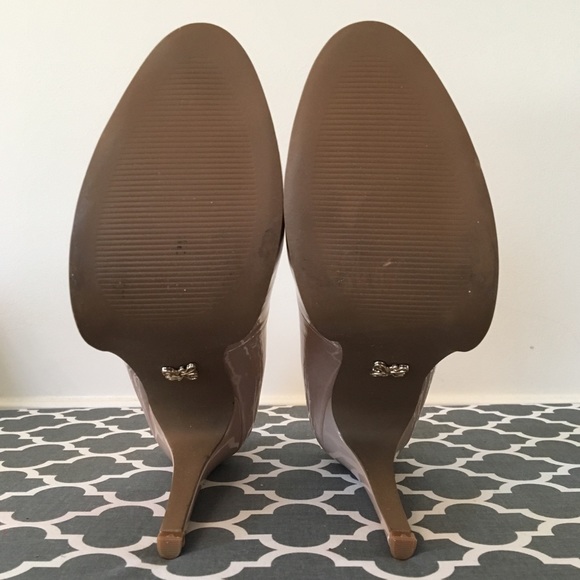 Simply Vera Vera Wang 5” Platform Heels size 8 - Picture 4 of 6